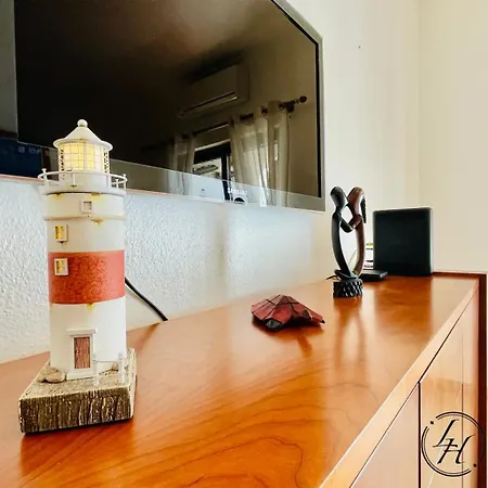 Casa Dos Avos - 150m - Well Finished - Terrace Apartment