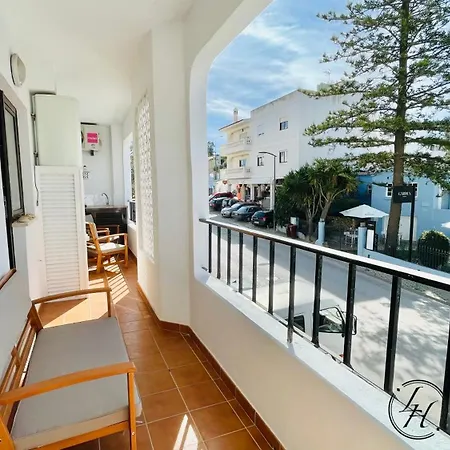 Apartment Casa Dos Avos - 150m - Well Finished - Terrace *